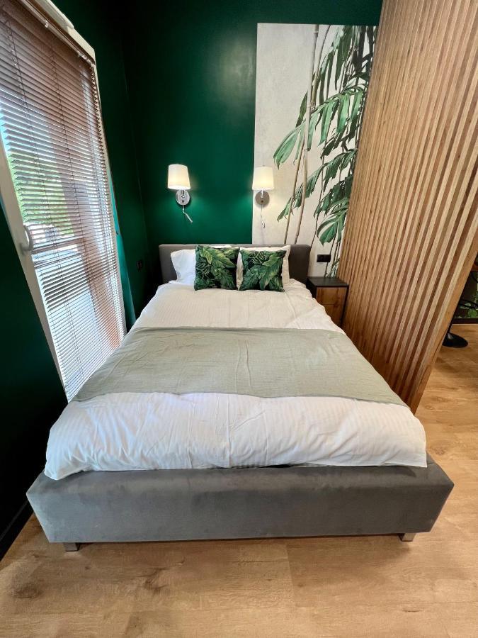 Apartament Spot Klonowa Kielce Bagian luar foto