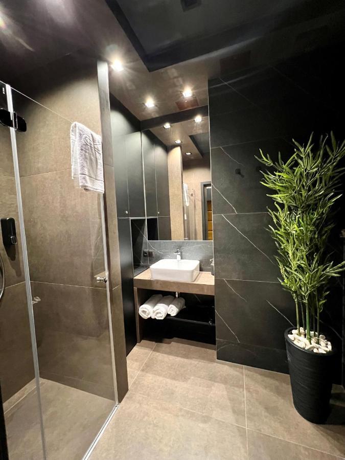 Apartament Spot Klonowa Kielce Bagian luar foto