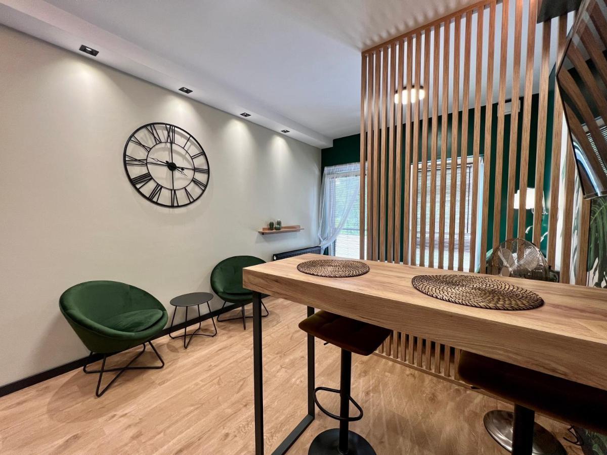 Apartament Spot Klonowa Kielce Bagian luar foto
