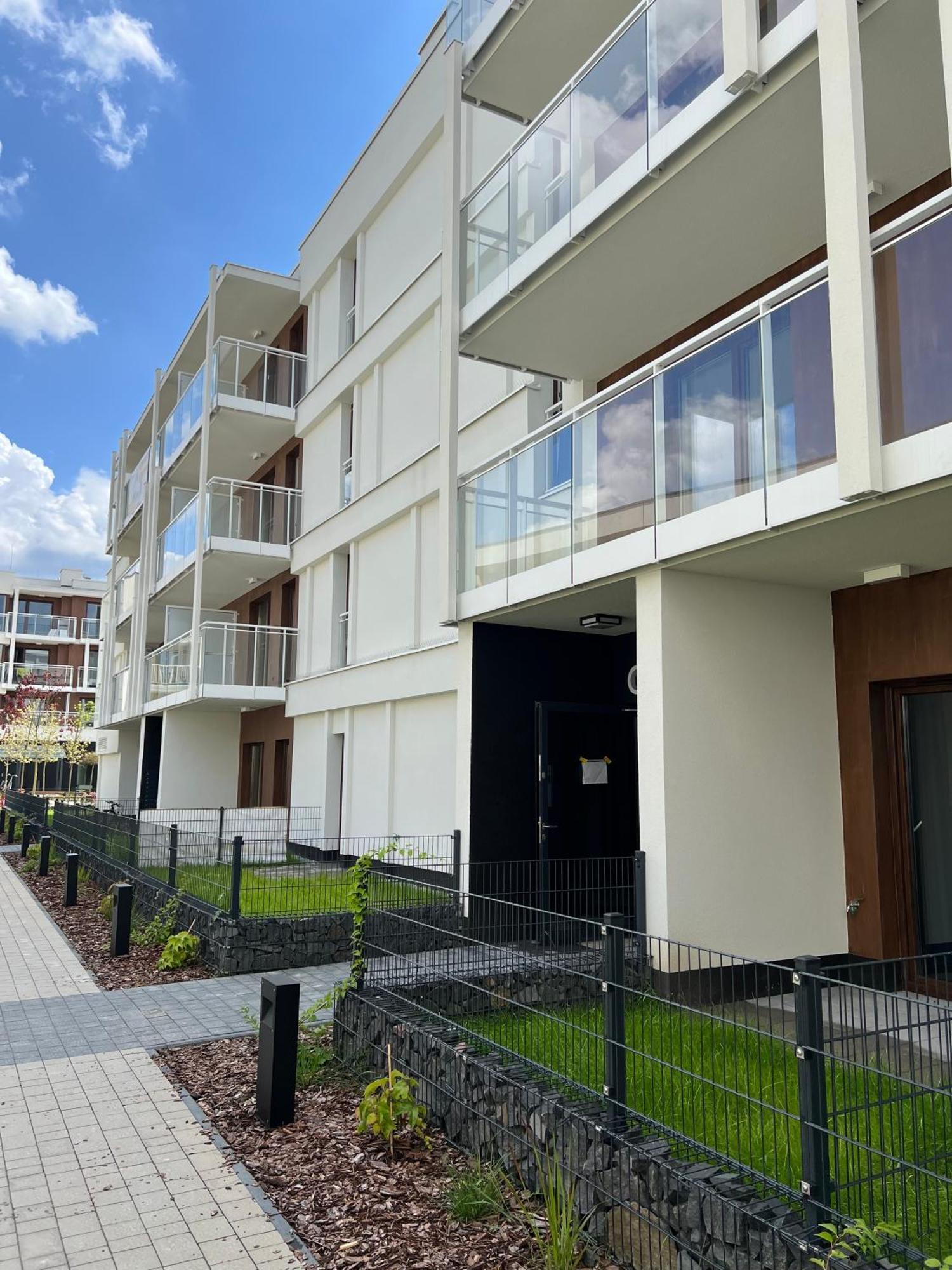 Apartament Spot Klonowa Kielce Bagian luar foto