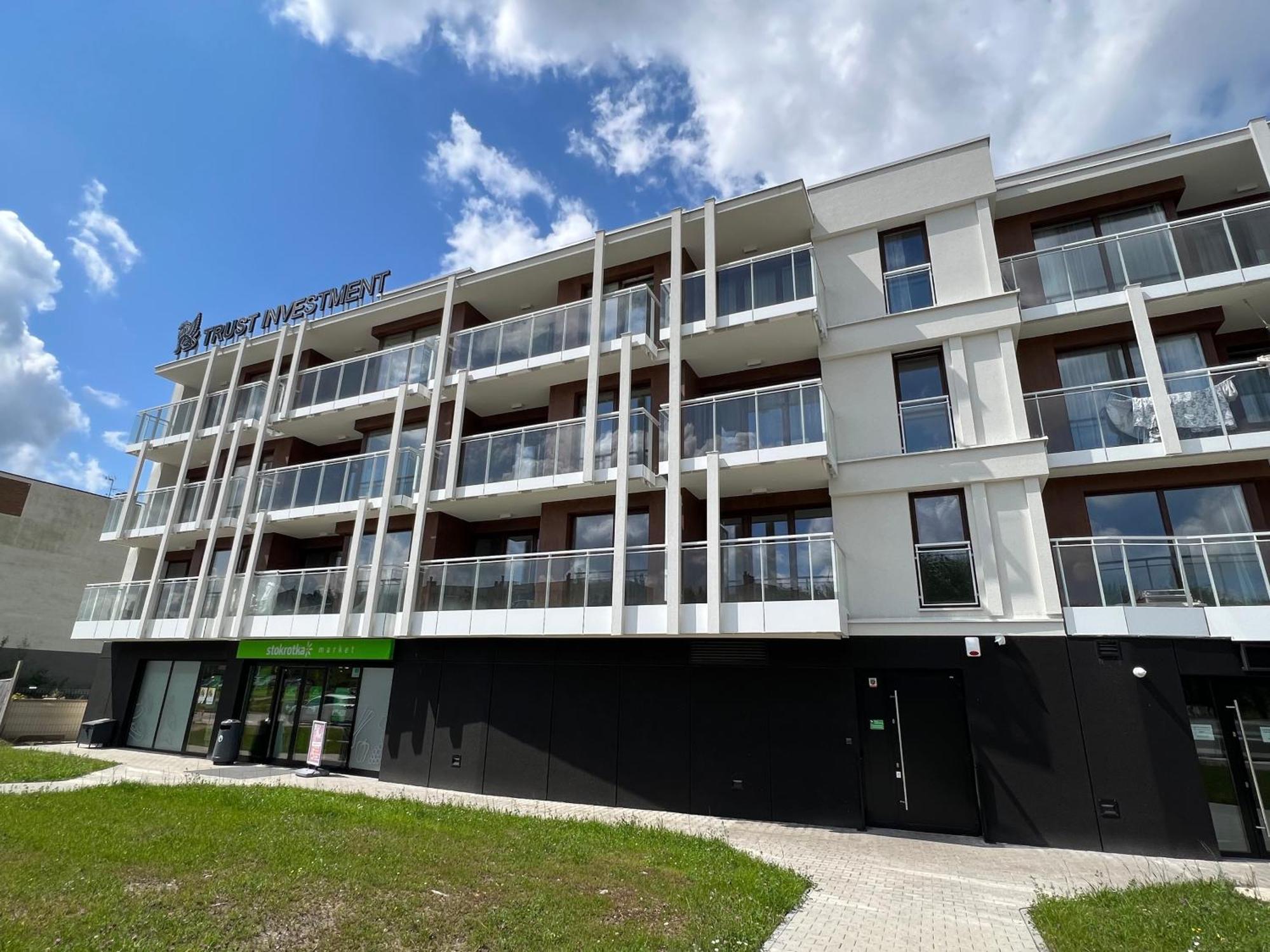 Apartament Spot Klonowa Kielce Bagian luar foto
